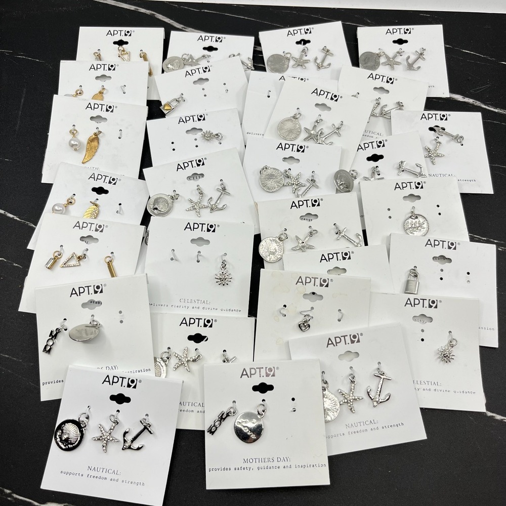 Bulk Wearable Jewelry Lot 30 Pc Apt.9 Assorted Charm Set Fashion Costume Jewelry